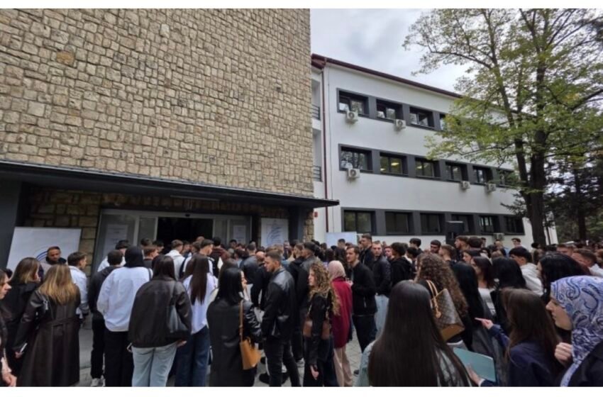 Dy linja të reja të autobusit për studentët e UNT-së, ndalesa përballë ambasadës amerikane