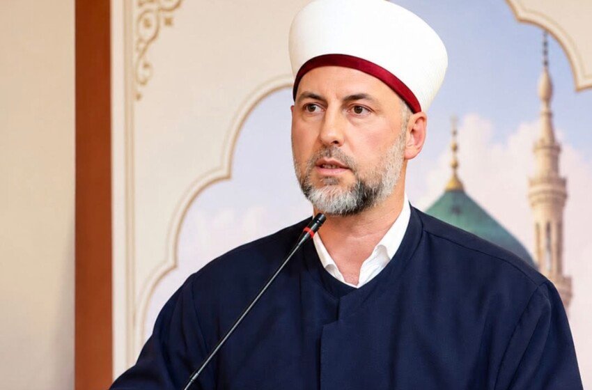  Imami në Durrës: Do mbaheni mend si kryeministri më i urryer, Jep dorëheqjen!