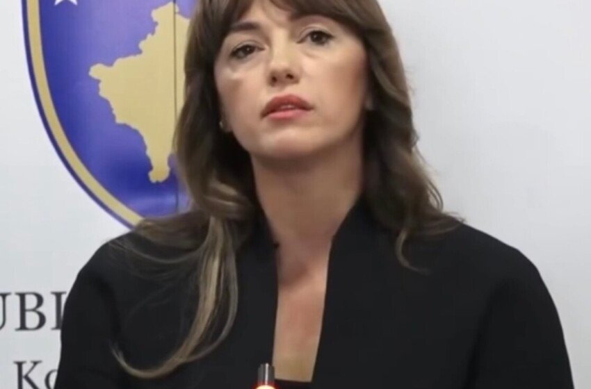  Kryeparlamentarja e Kosovës mesazh Tiranës: “Shqipëria është shtëpia jonë”, arroganca vetëm i nxit protestat