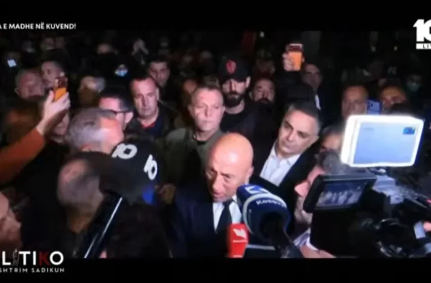  Ramush Haradinaj: Po më dhimni ju, po më dhimen ata në Hagë, po edhe vendi!