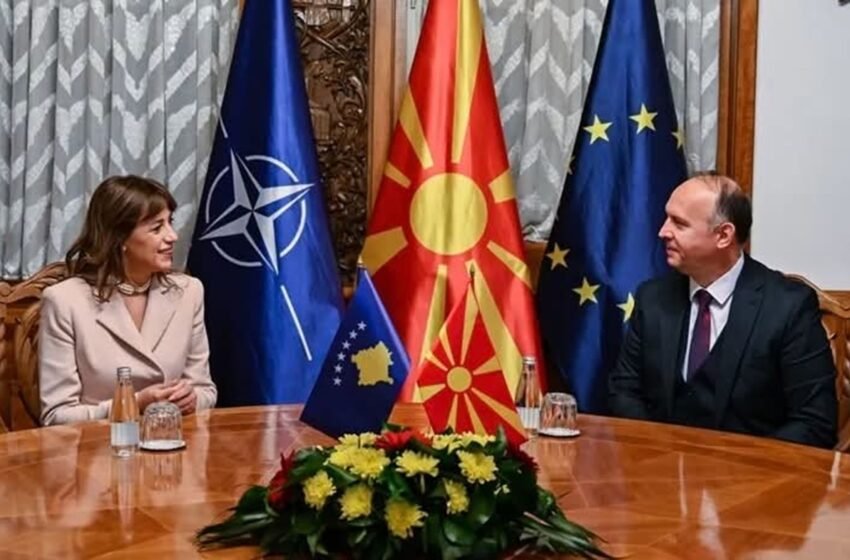  Gashi dhe Haxhiu kërkojnë thellimin e partneritetit mes Kosovës dhe Maqedonisë së Veriut