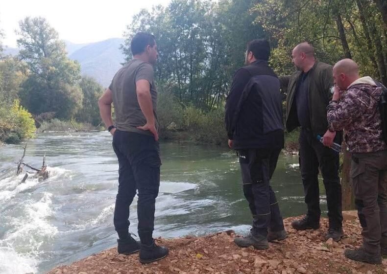  Kërkohet një person i zhdukur, kërkim intensiv përgjatë Vardarit në Gostivar